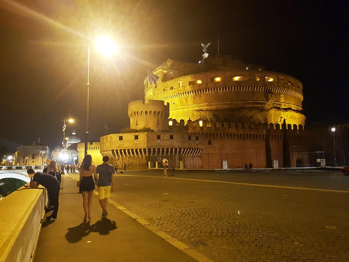 Domus Barberini Bed & Breakfast Roma Dış mekan fotoğraf