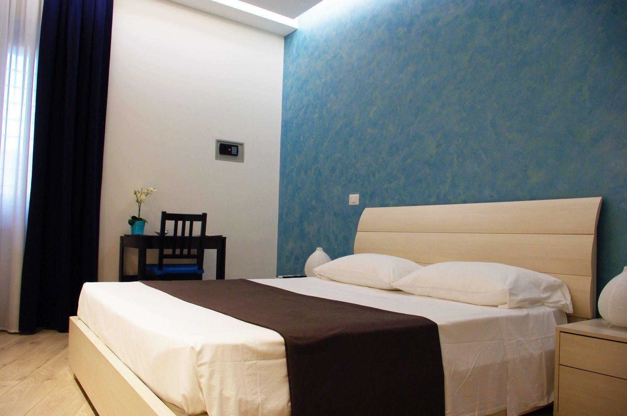 Domus Barberini Bed & Breakfast Roma Dış mekan fotoğraf