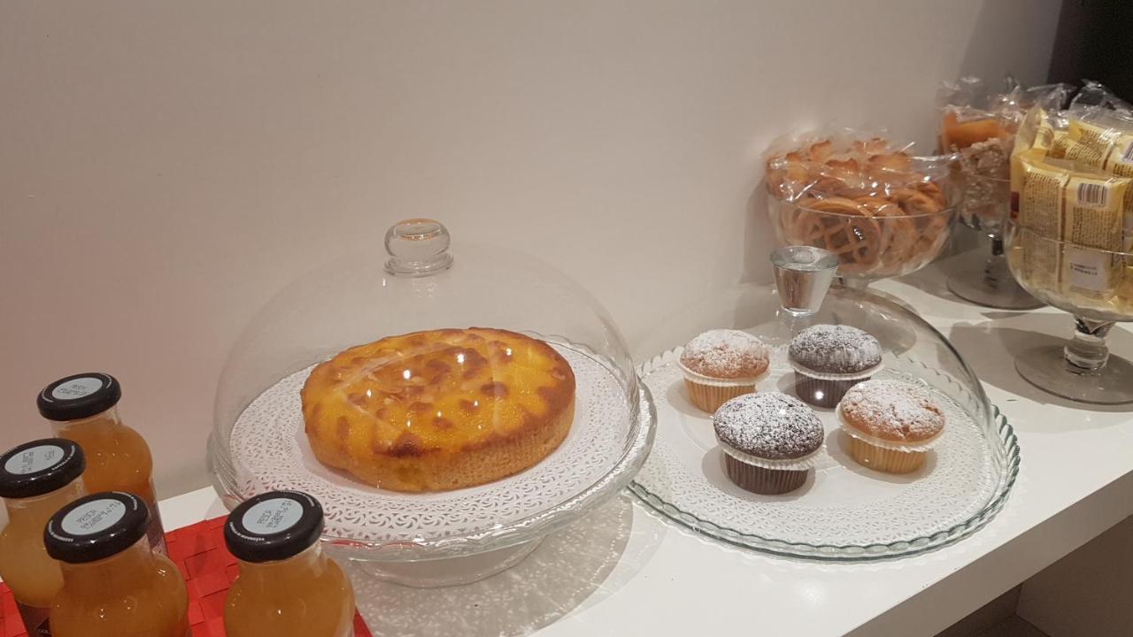 Domus Barberini Bed & Breakfast Roma Dış mekan fotoğraf